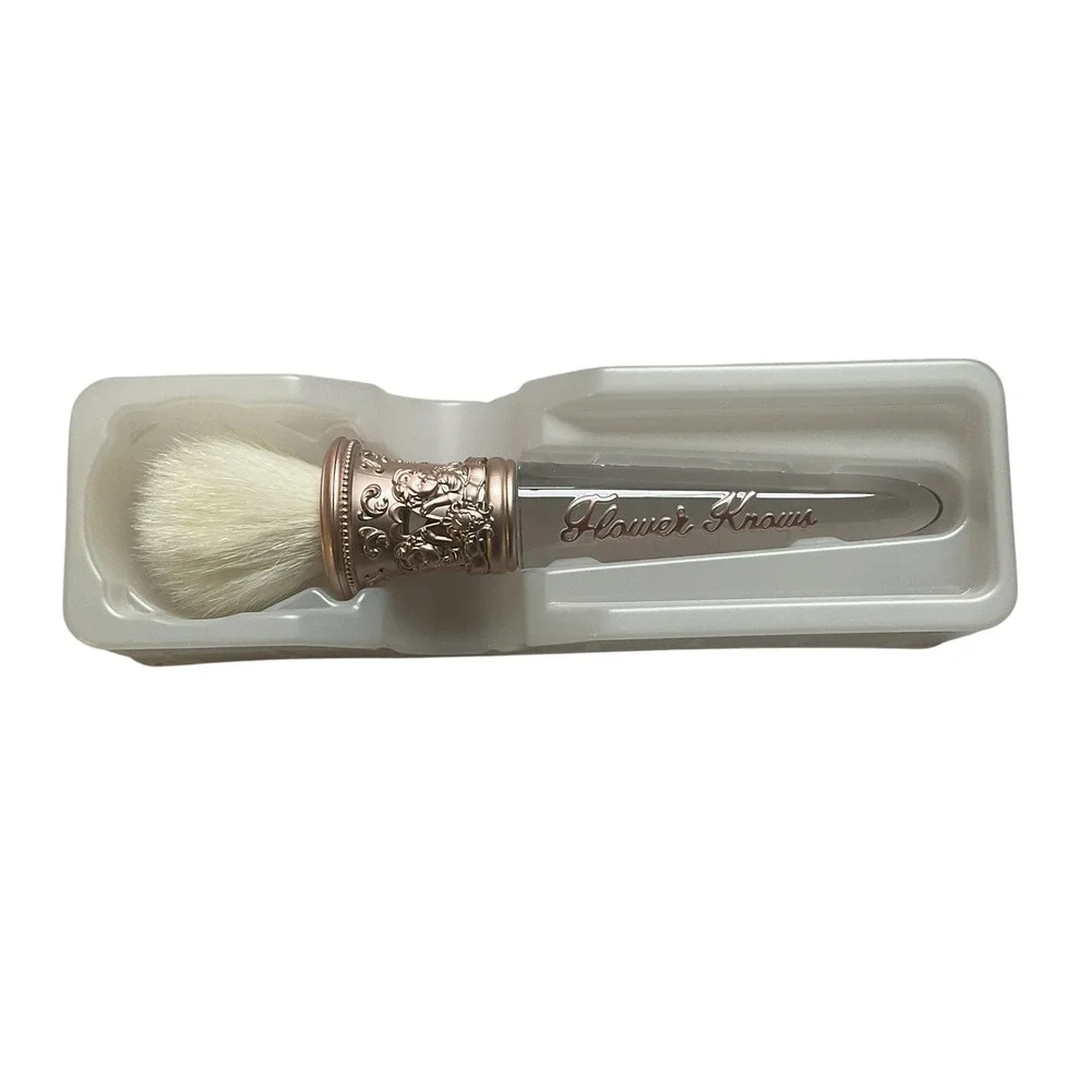 Flower Knows Little Angel Collection Blush Brush Soft Synthetic Bristles‎ OS NIB